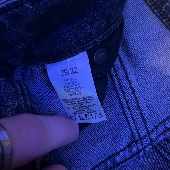 Black Aeropostale Athletic Slim fit ripped jeans - Picture 3 of 4